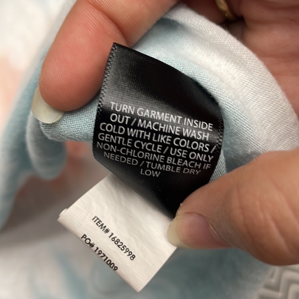 Torrid Classic Fit tie-dye short sleeve tee - Picture 7 of 9